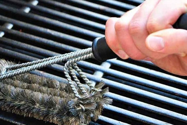 How to Clean a Cast Iron Grill